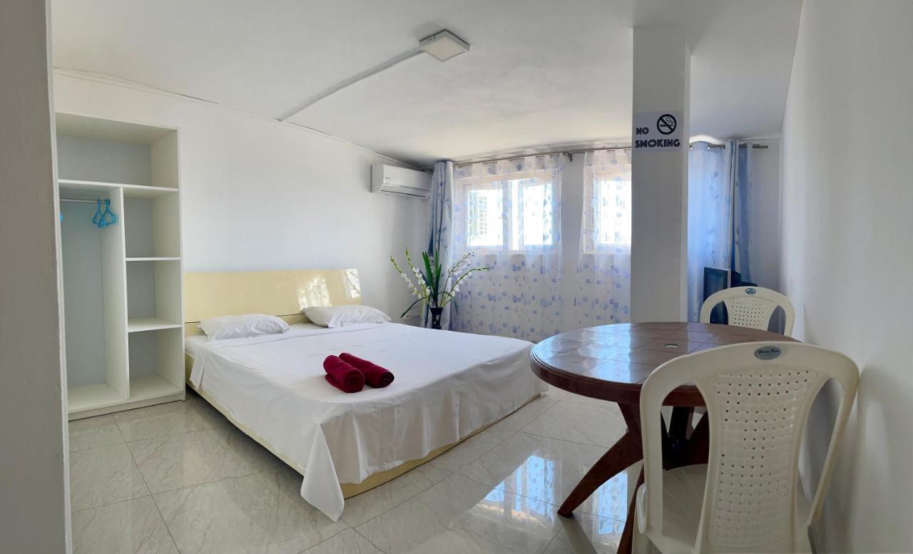 Sun & Shine Holiday Resort Flic en Flac Ngoại thất bức ảnh